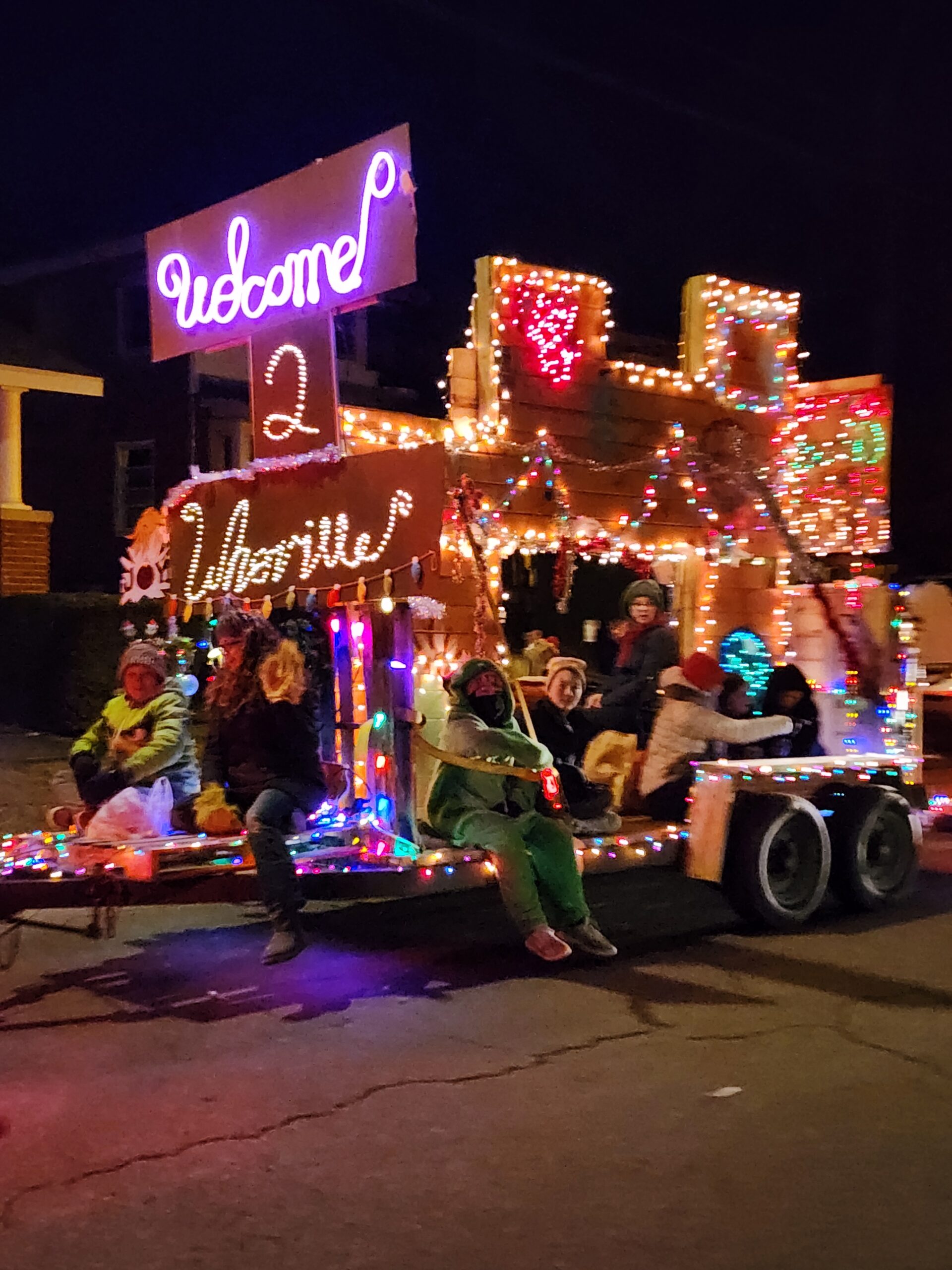 Holiday parade float